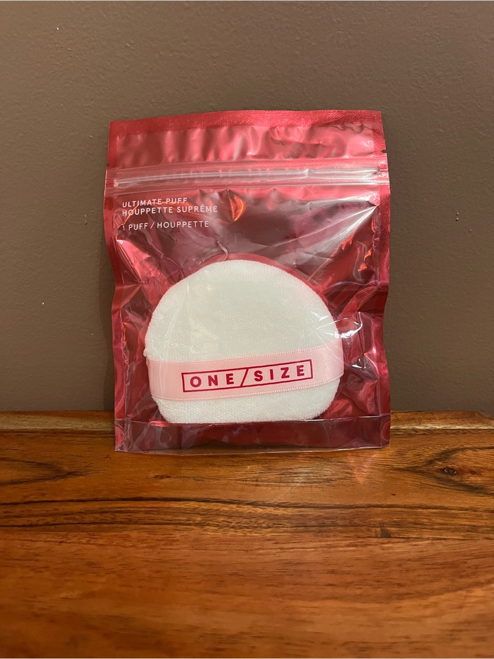 ONE/SIZE White Powder Puff- NEW